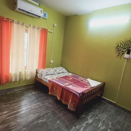 The Palm Bay Beach Residency Varkala Buitenkant foto