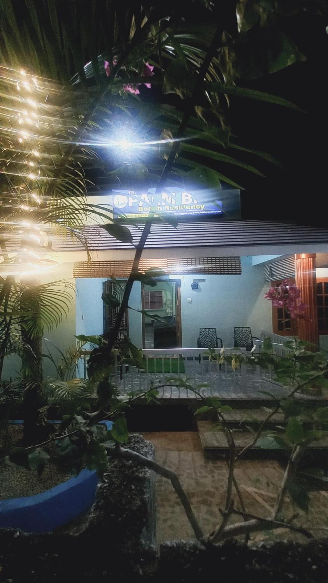 The Palm Bay Beach Residency Varkala Buitenkant foto
